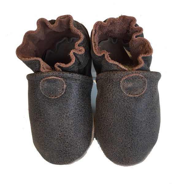 Basic Mocs (distressed brown)